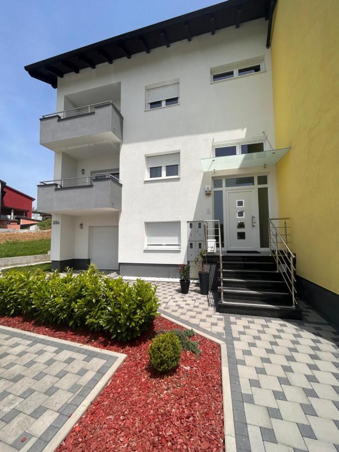 Apartmani Ana&Vesna 카를로바츠 외부 사진