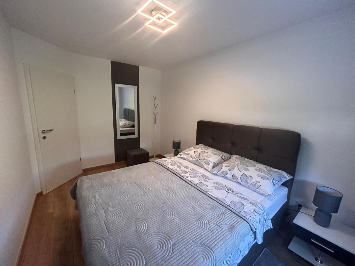 Apartmani Ana&Vesna 카를로바츠 외부 사진