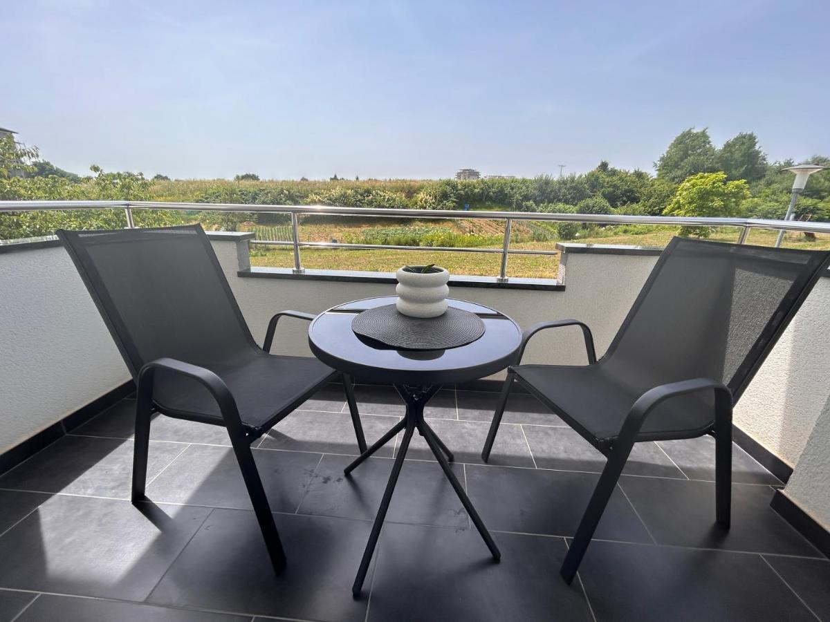 Apartmani Ana&Vesna 카를로바츠 외부 사진