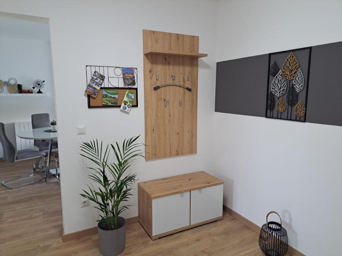 Apartmani Ana&Vesna 카를로바츠 외부 사진