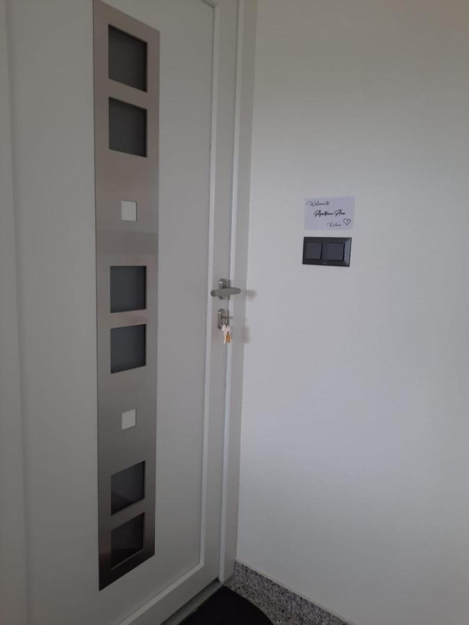 Apartmani Ana&Vesna 카를로바츠 외부 사진